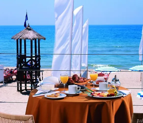 Отель Amyclae 3*