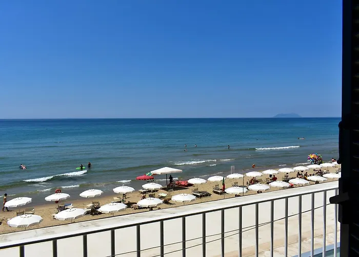 Amyclae Отель Сперлонга