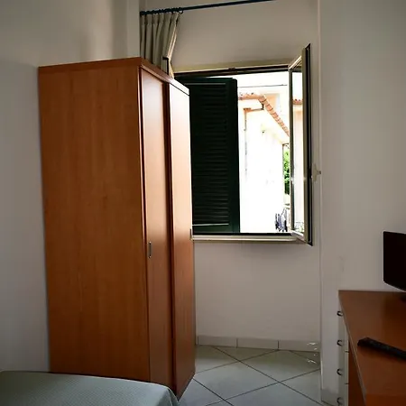 Amyclae Hotel 3*