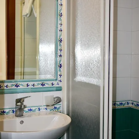 Amyclae Hotel 3*