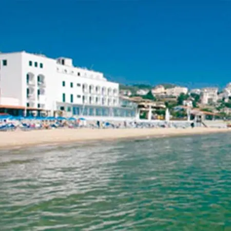 Amyclae 스펠론가